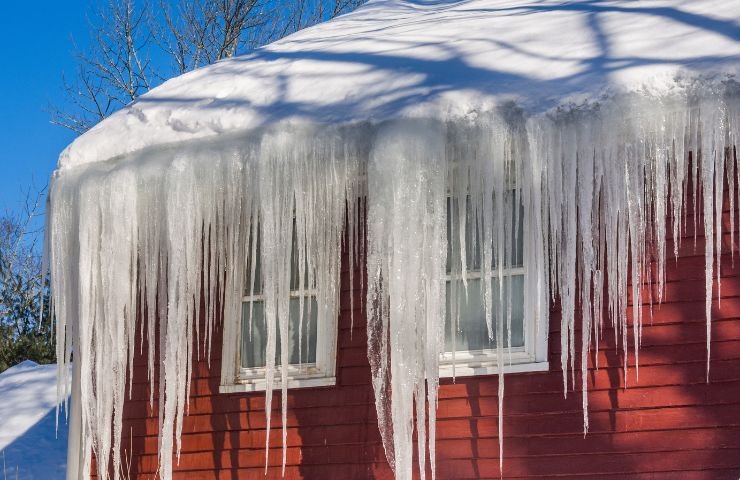 What Are Gutter Ice Dams
