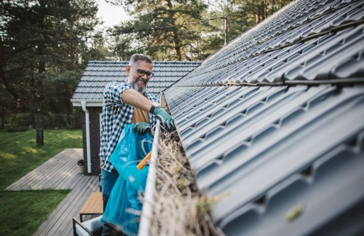 How Much Does Gutter Cleaning Cost in Athens, GA