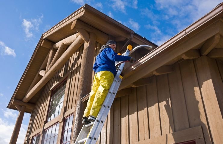How Much Does Gutter Cleaning Cost in Columbus, GA